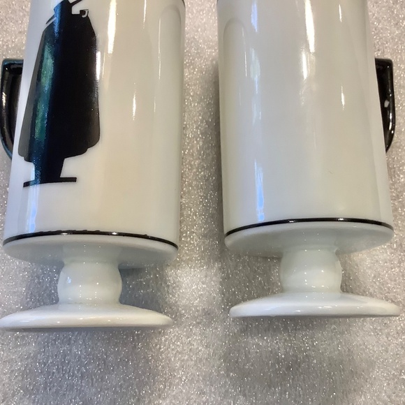 Vintage Capa Negra Espresso Coffee Cup Porcelain Pedestal With Zorro Set of 2 - Picture 4 of 9